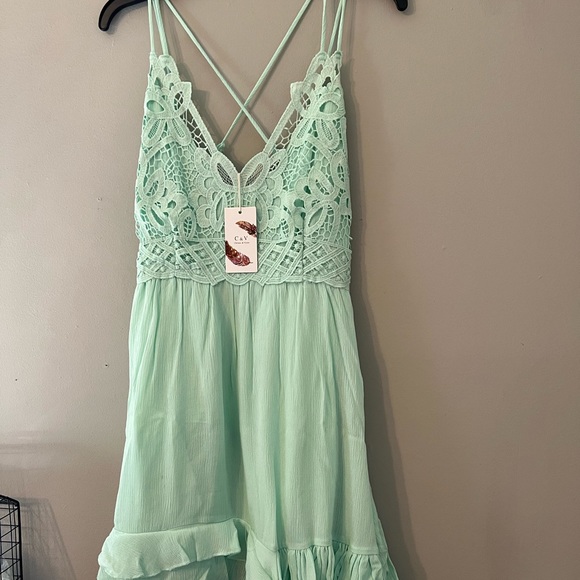 Chealsea & Vioket dress light green - Picture 4 of 11